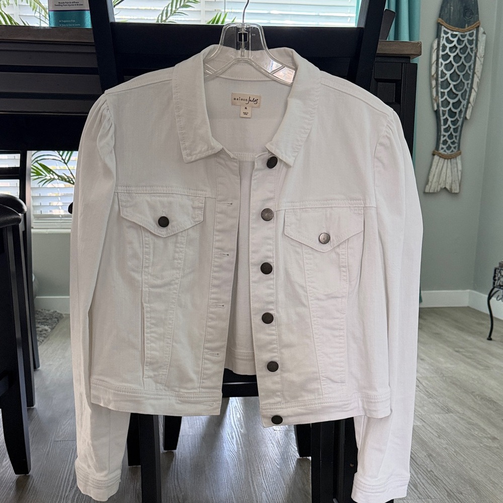 Maison Jules puff shoulder White stretch Denim Jacket